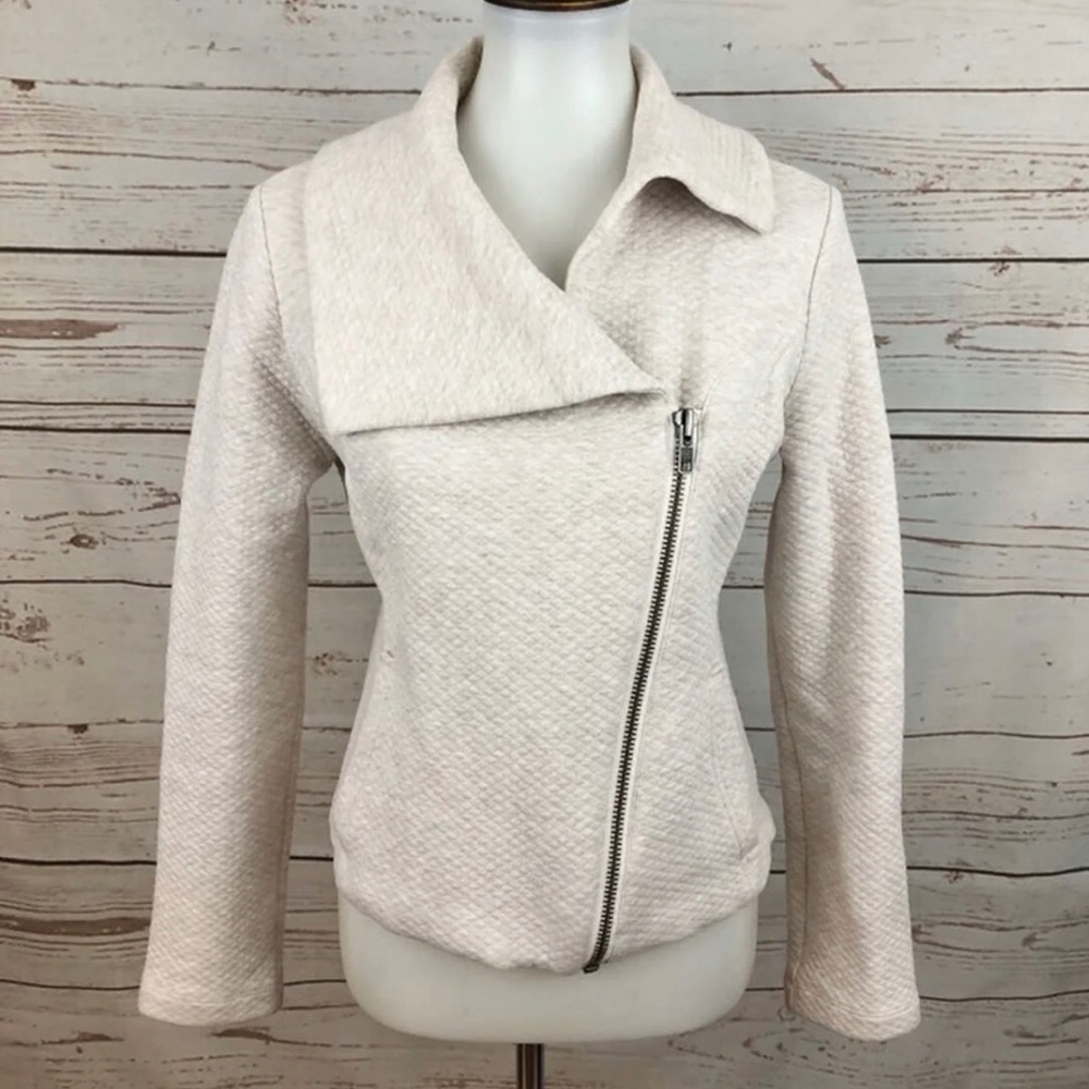 Cabi Quilted Oatmeal Asymmetrical Zip Jacket